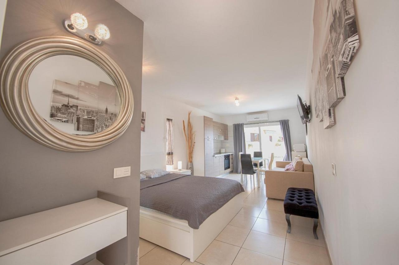Mareverde Poolview Studio O006 Costa Adeje  ภายนอก รูปภาพ
